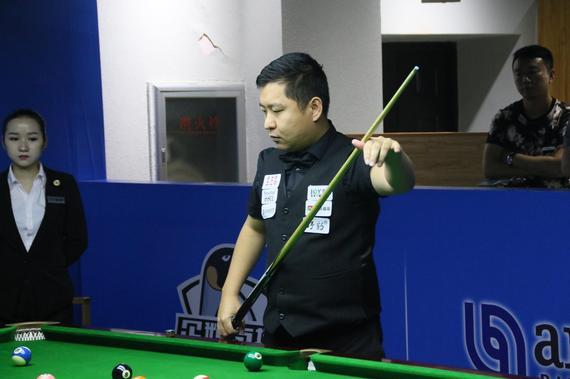 更展示了她 更展示了她